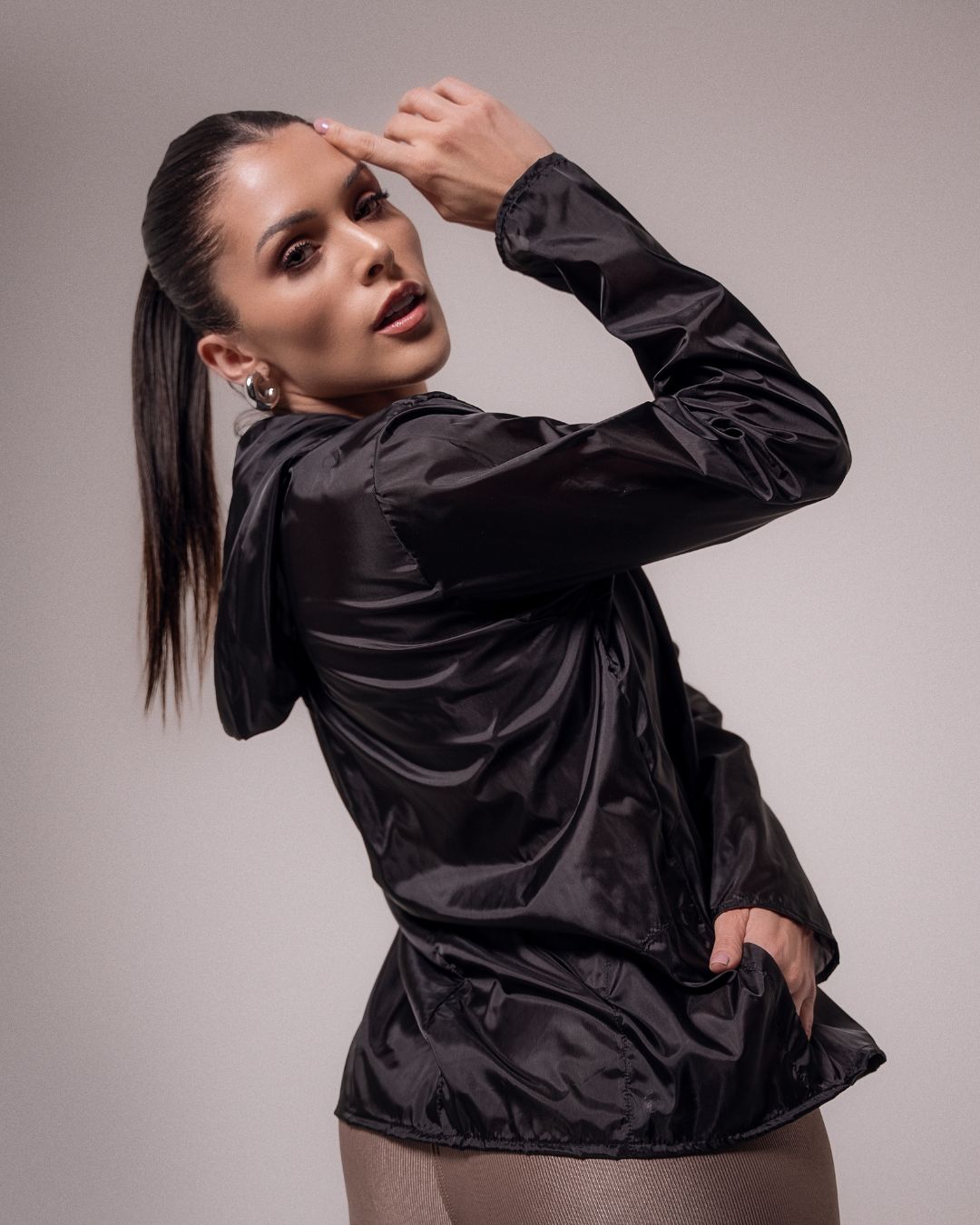 Corta-Vento Luiza - Preto